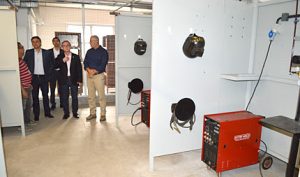 Findes A comitiva visitou os novos laboratórios de solda da unidade Serra